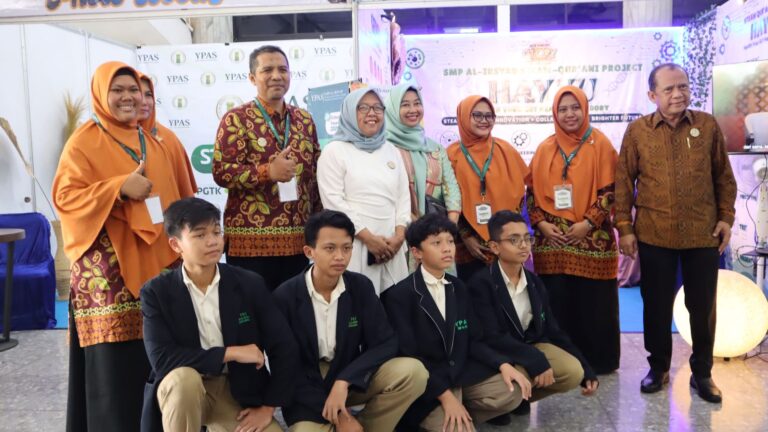 Murid SMP Al Irsyad Surabaya Rancang Teknologi Kesehatan dan Keselamatan